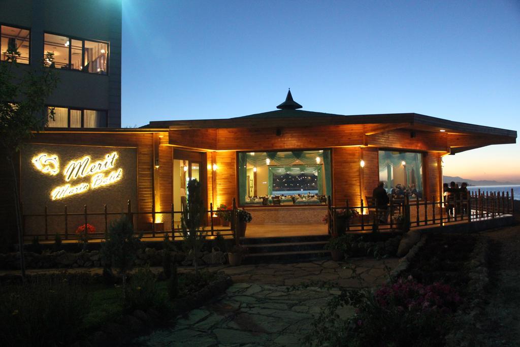 Merit Sahmaran Van Exterior photo